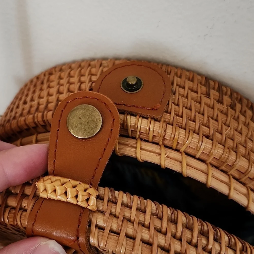 Handcrafted in Vietnam Woven Circle Crossbody Bag Leather Accents Boho Beachy